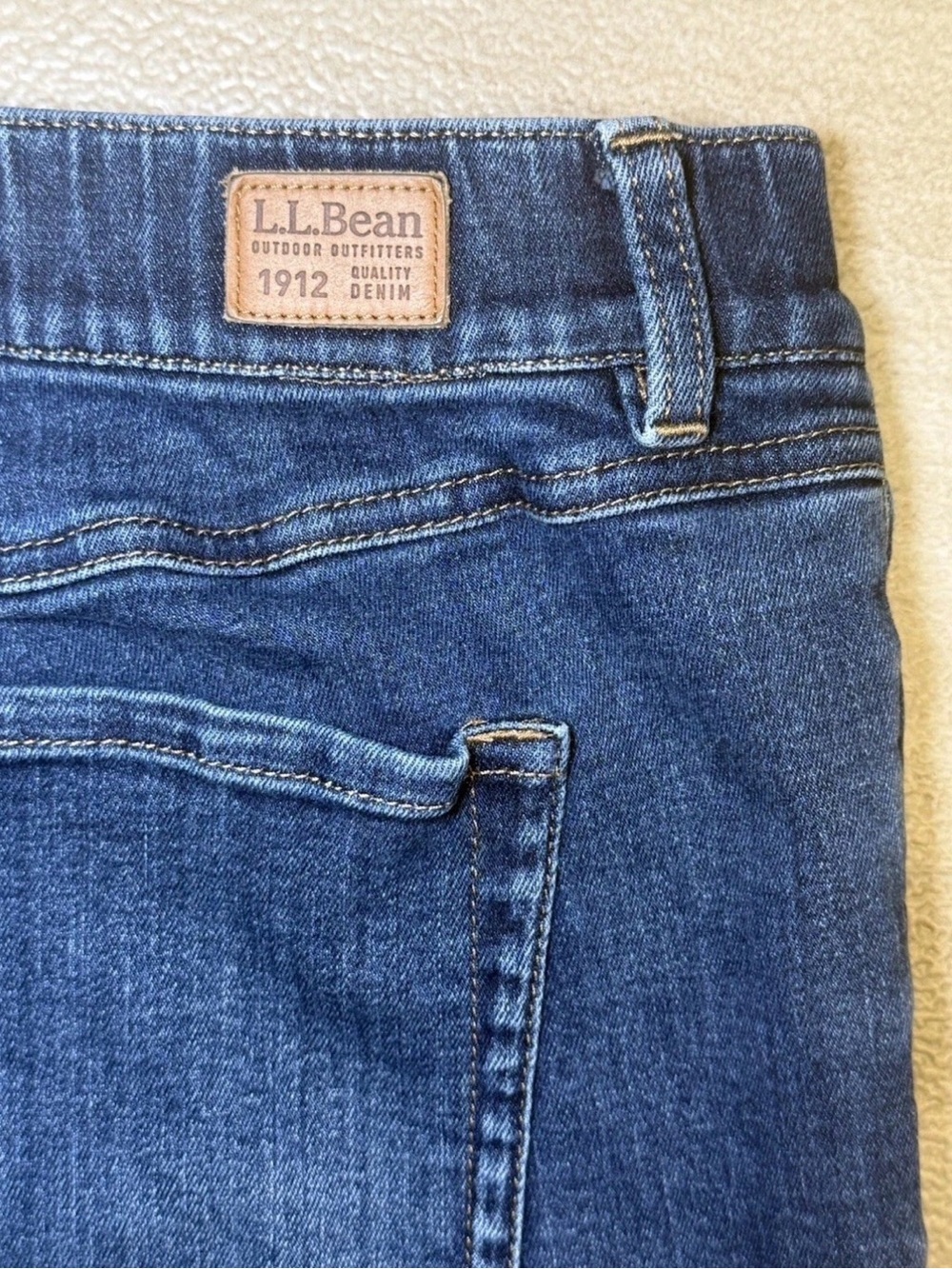 LL Bean Women's Size 16 Bean Flex Skinny Leg
Favorite Fit Mid Rise Jeans 33x30 - Picture 7 of 9